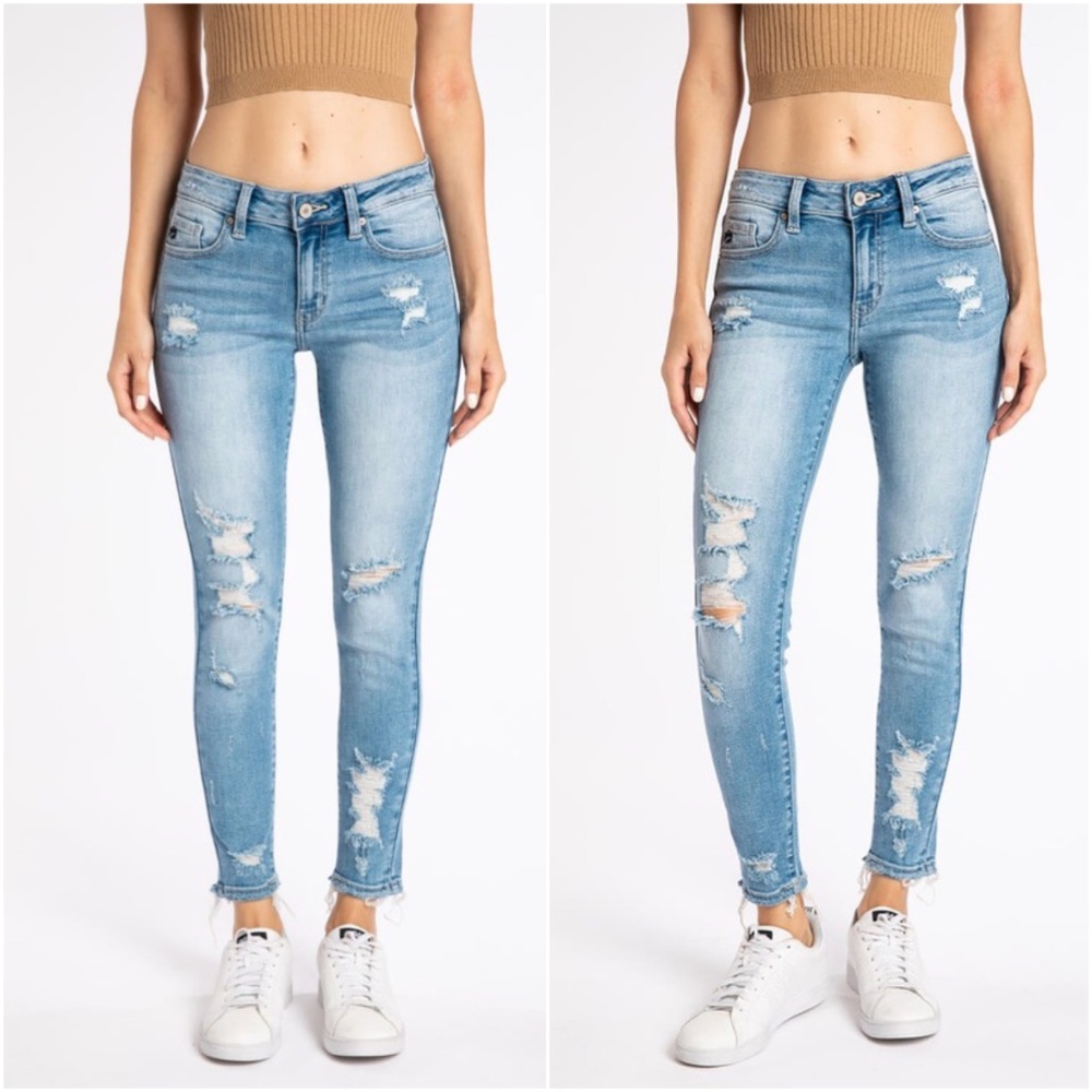 KanCan Distressed Light Wash Skinny Jeans - Picture 2 of 4